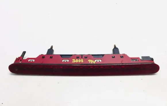 Peugeot 3008 I Third/center stoplight