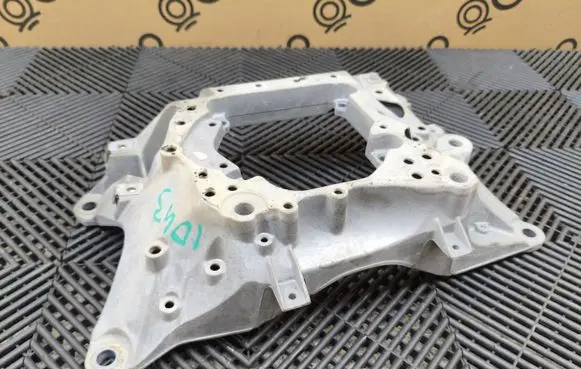 Audi Q7 4M Gearbox mounting bracket 4M0399263E