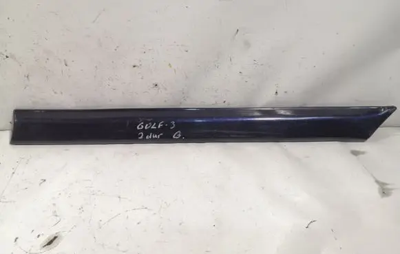 Volkswagen Golf III Rear arch trim 1H3853535