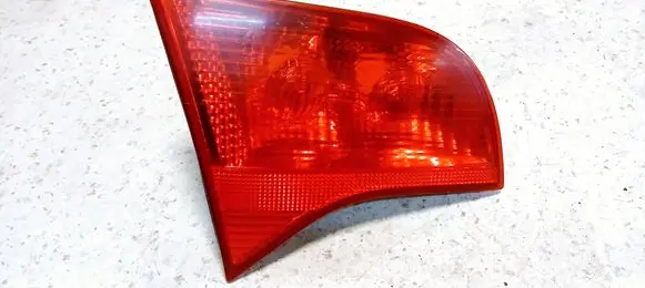 Audi A4 S4 B7 8E 8H Tailgate rear/tail lights 8E9945093 ULO749001 484501389