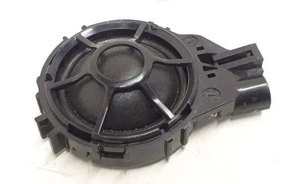 Audi TT TTS RS Mk3 8S Front door high frequency speaker 8S0035398
