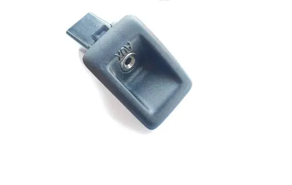 Volvo XC90 AUX in-socket connector 30657961