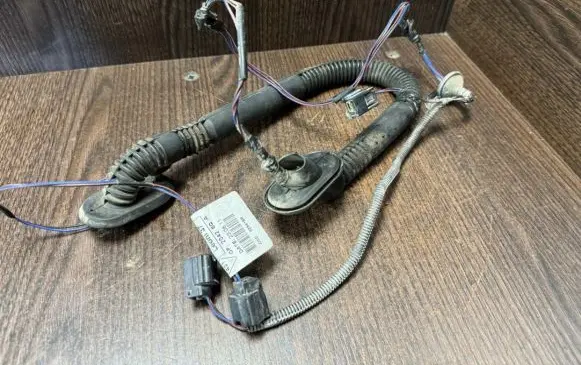 Renault Master III Front door wiring loom 240525418R 8200778255
