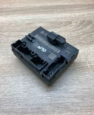Audi A4 S4 B8 8K Door control unit/module 8T0959793N 8T0959793B