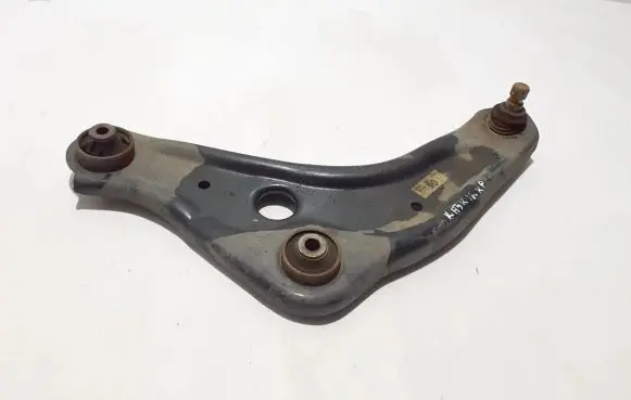 Nissan Qashqai Front lower control arm/wishbone 545014EA0B