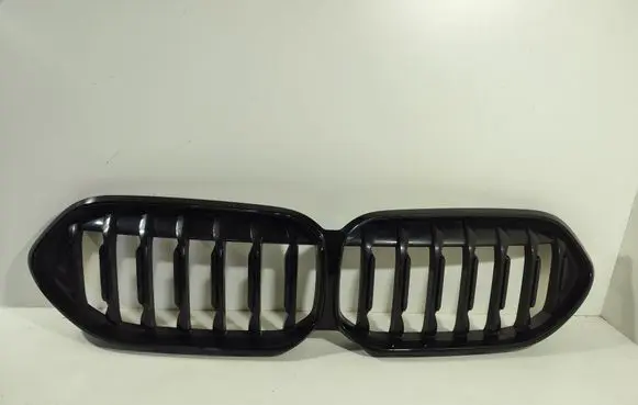 BMW 2 F44 Front bumper upper radiator grill 7476257 7476258
