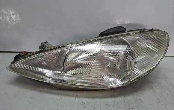 Peugeot 206 Headlight/headlamp S27647712