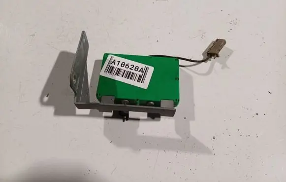 Volvo V70 Antenna control unit 30679286