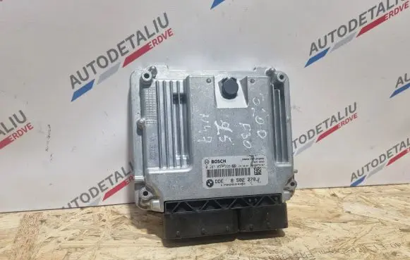 BMW 1 F20 F21 Engine control unit/module 8582279 0281031299