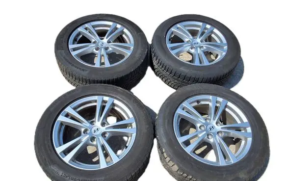 Hyundai Tucson TL R17 alloy rim 