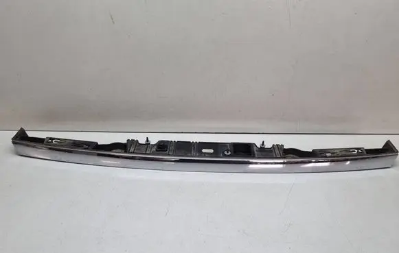 BMW 7 F01 F02 F03 F04 Trunk door license plate light bar 7200035