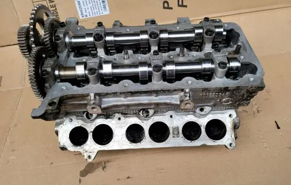 Dodge RAM Engine head 