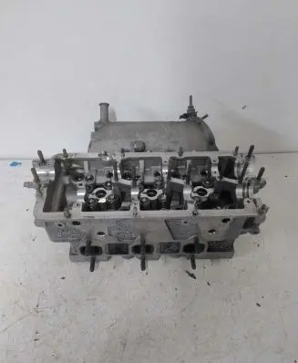 Audi A4 S4 B5 8D Engine head 