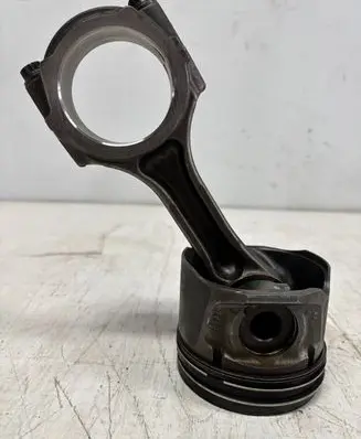 Toyota Land Cruiser (J120) Piston with connecting rod