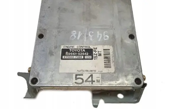 Toyota Yaris Engine control unit/module