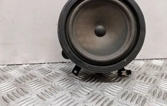 Audi A3 S3 8P Front door speaker 8P0035411