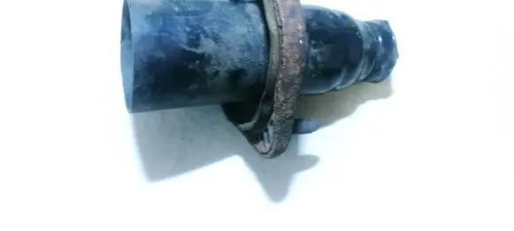 Honda CR-V Coil spring mount 