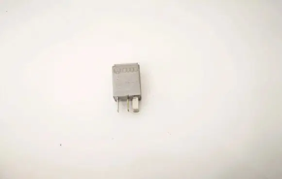 Volkswagen Transporter - Caravelle T5 Other relay 1K0951253 0332011100