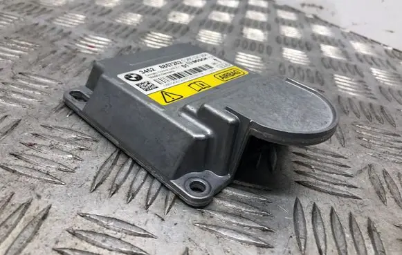 BMW 5 F10 F11 Airbag control unit/module 6857262 0265020264