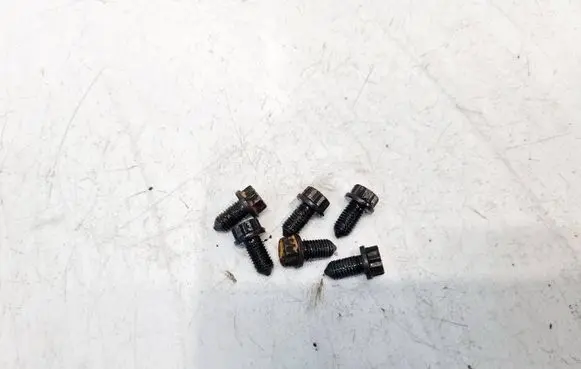 Volkswagen Polo IV 9N3 Nuts/bolts 
