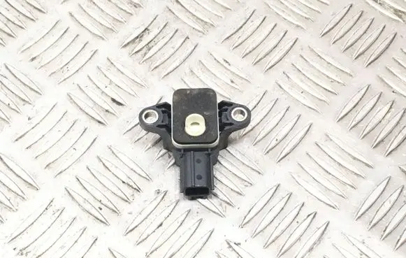 Audi A3 S3 8P Airbag deployment crash/impact sensor 8P0955557 011709 260206