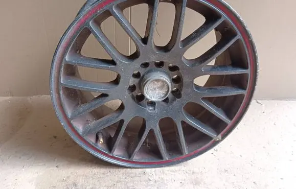 R16 alloy rim