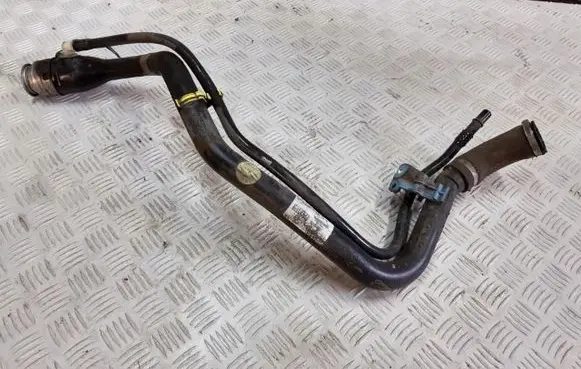 Fuel tank filler neck pipe