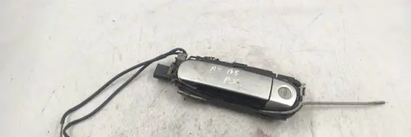 Audi A4 S4 B5 8D Front door exterior handle 