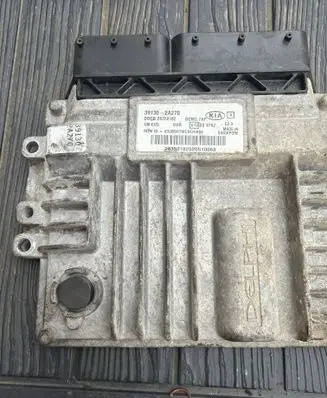 KIA Venga Engine control unit/module 391302A270