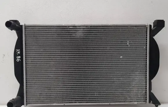 Audi A4 S4 B6 8E 8H Coolant radiator 50539
