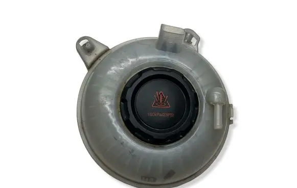 Volkswagen Golf VII Coolant expansion tank/reservoir 5Q0121407F 05072018