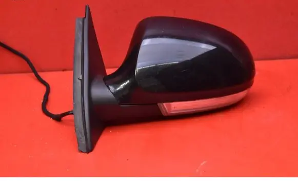Volkswagen PASSAT B6 Front door electric wing mirror 3C0857933