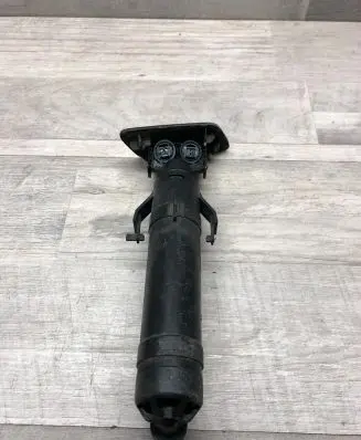 Volkswagen PASSAT B7 Headlight washer spray nozzle 3AA955103