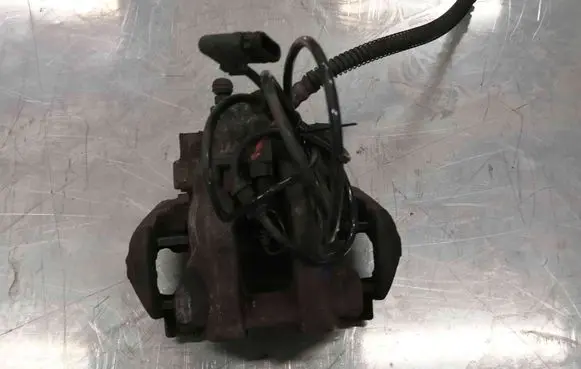Mercedes-Benz E W211 Rear brake caliper A0024202783