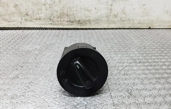Skoda Octavia Mk1 (1U) Light switch BK7380941531C