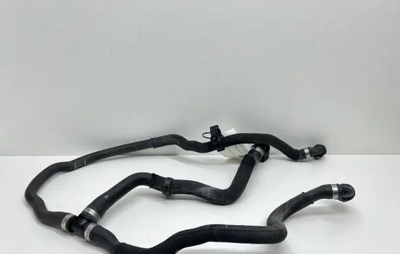 BMW 8 G15 Engine coolant pipe/hose 8602863