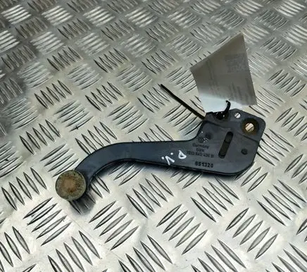 Volkswagen Transporter - Caravelle T6 Sliding door upper roller guide/hinge 7E0843436B