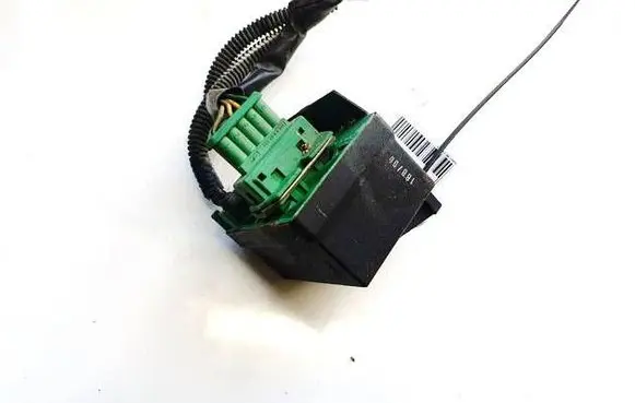 Peugeot 406 Coolant fan relay 9639912580 51299011