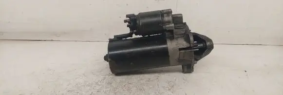 Audi A4 S4 B5 8D Starter motor 1005831142