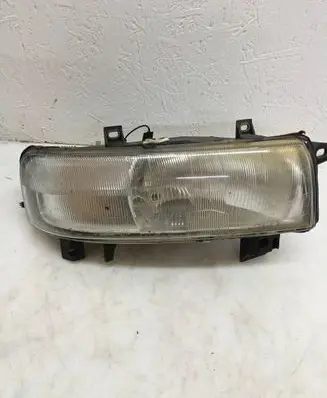 Renault Master II Headlight/headlamp 952802A E139129