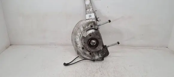 Porsche Cayenne (92A) Front wheel hub 7P0407246A 7P5501655