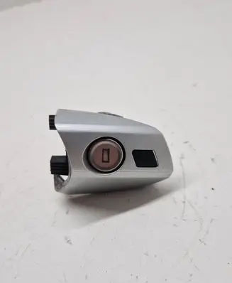 Mercedes-Benz C W204 Front door lock (next to the handle) 