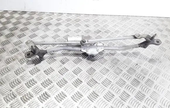 Skoda Fabia Mk2 (5J) Front wiper linkage and motor 5J1955113B