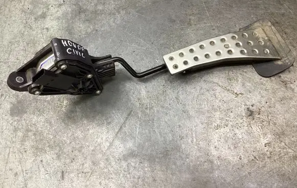 Honda Civic Pedal assembly JM08A J20000206751
