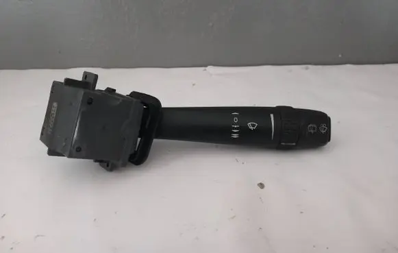 Volvo V70 Wiper control stalk 30669741 04W37D