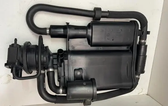 Volkswagen PASSAT CC Active carbon filter fuel vapour canister 3C0201797E