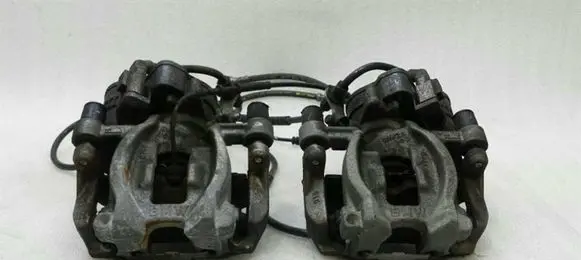 BMW X1 F48 F49 Rear brake caliper 6860397