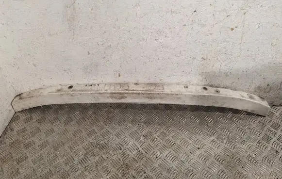 Toyota Auris 150 Front bumper foam support bar 5261102130