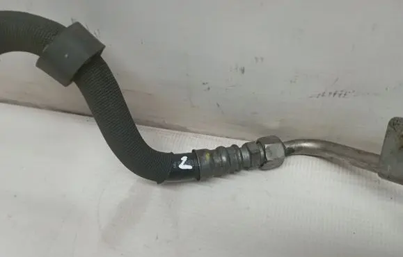 Audi Q5 SQ5 Gearbox oil cooler pipe/hose 8R0317818T