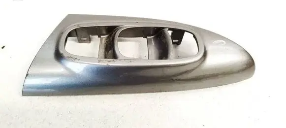 Nissan Juke I F15 Front door window switch trim 809611KM3A